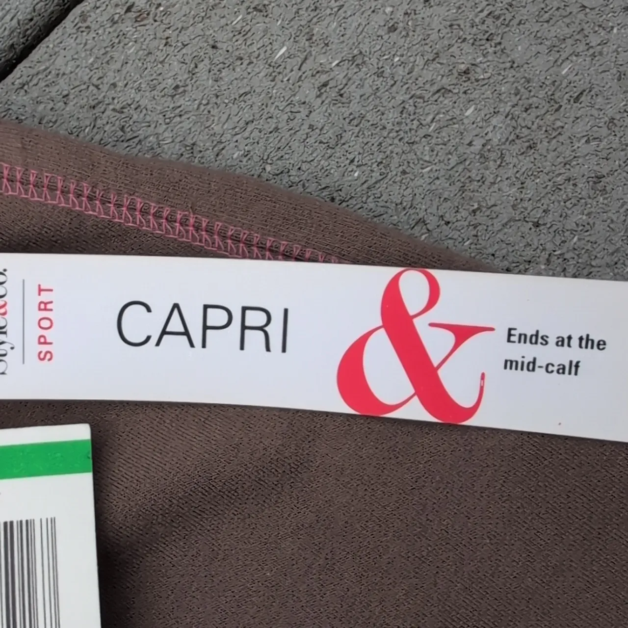 NWT Style & Co Sport Mid-Calf Loose Fit Capri Pants - Image 4