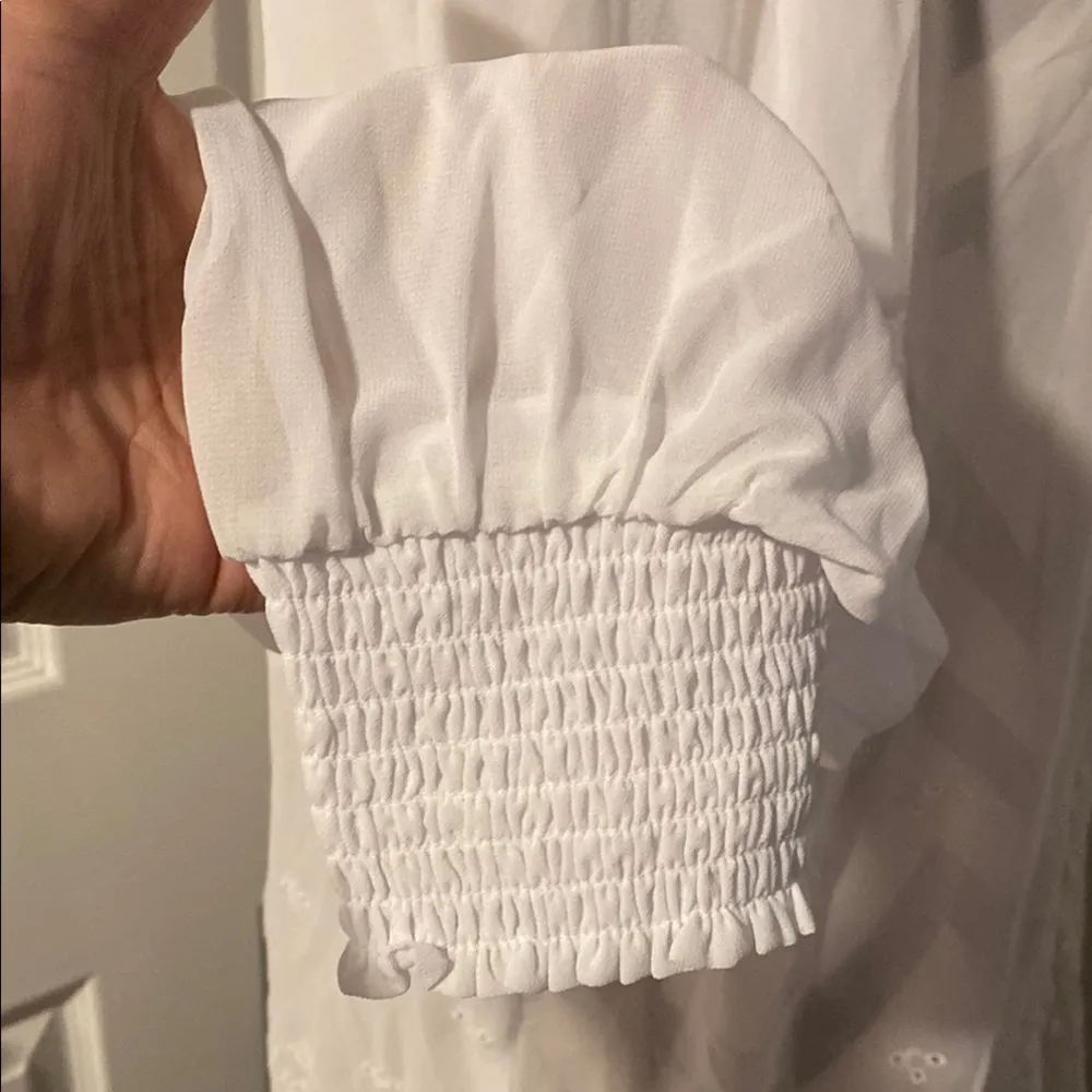 Torrid women’s light see tru Elegant White Blouse size 0 - Image 6