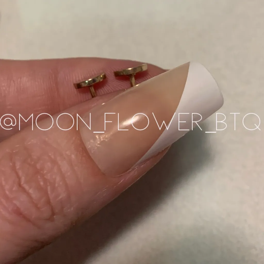 Rose Gold Heart Barbell Earrings Pink - Image 4