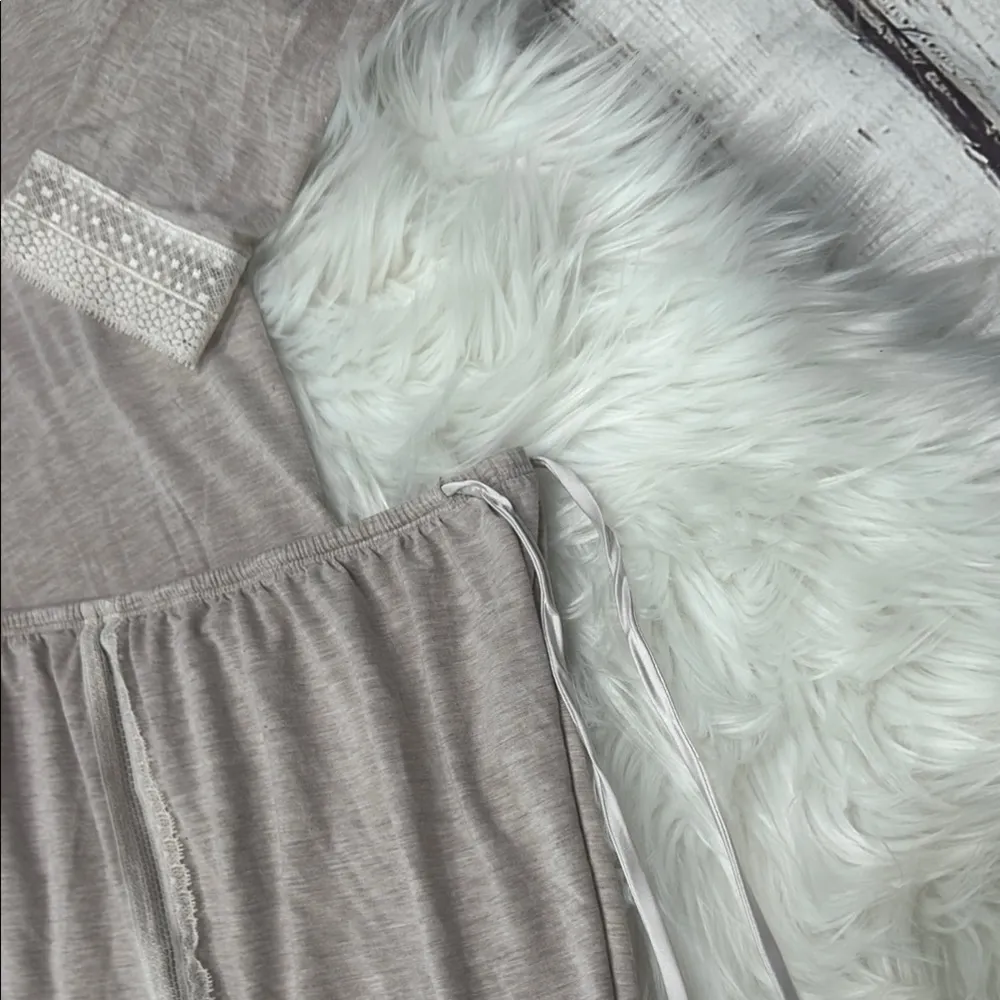 VICTORIA'S SECRET Long Sleeves Modal Short Pajama Set with Lace Trim - Image 4