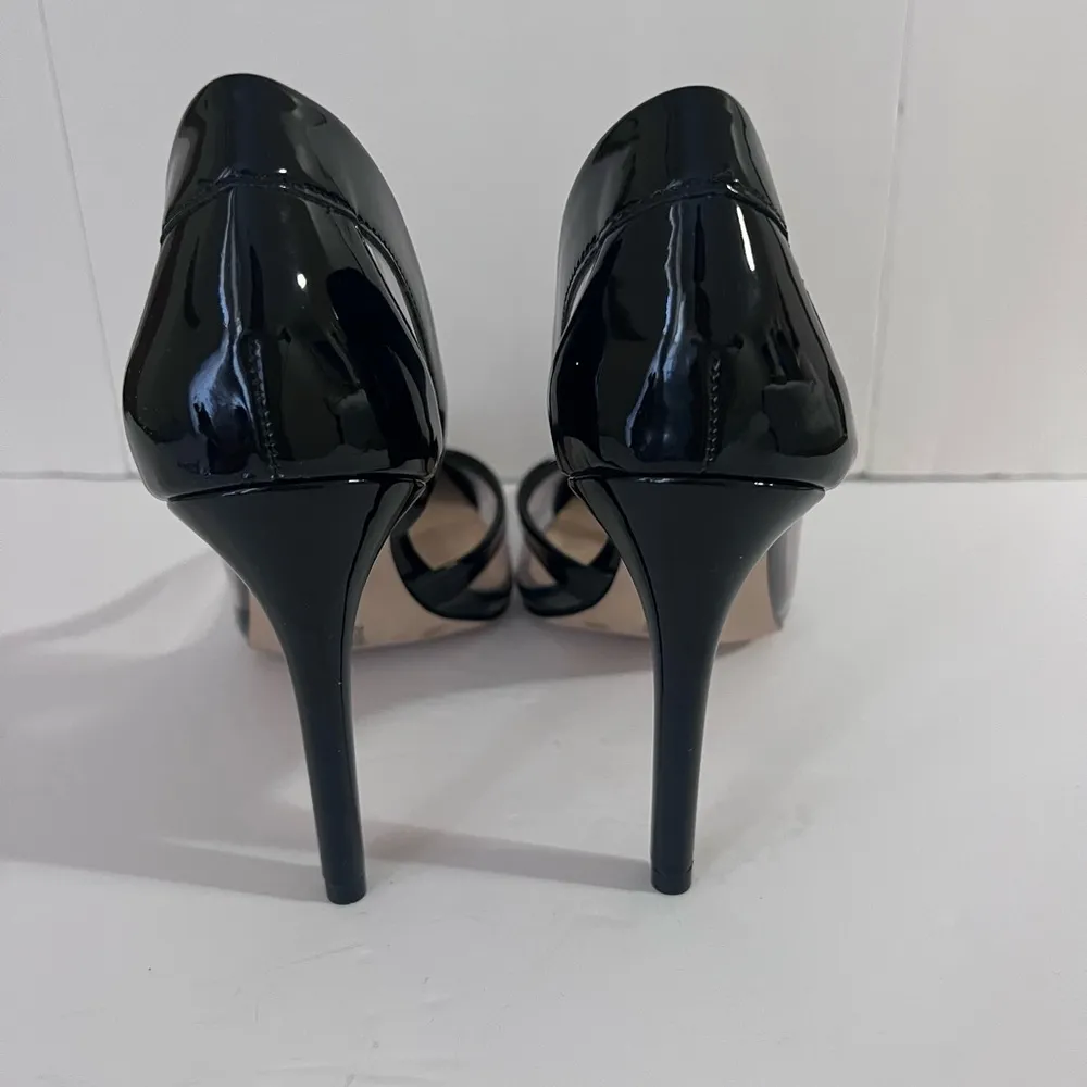 Gianni Bini Falenn Black Patent and clear stiletto heels, size 8 1/2 - Image 3