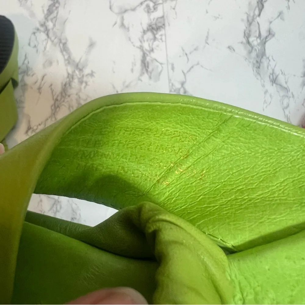 Intentionally Blank Starry Flatform Sandal in
Apple Green Sz 7 - Image 9