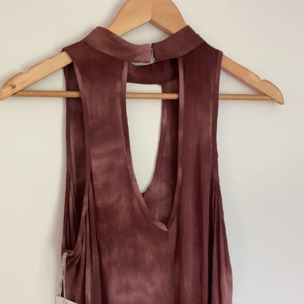 Trixxi Dress Tie Dye Keyhole Back SZ large - Image 4