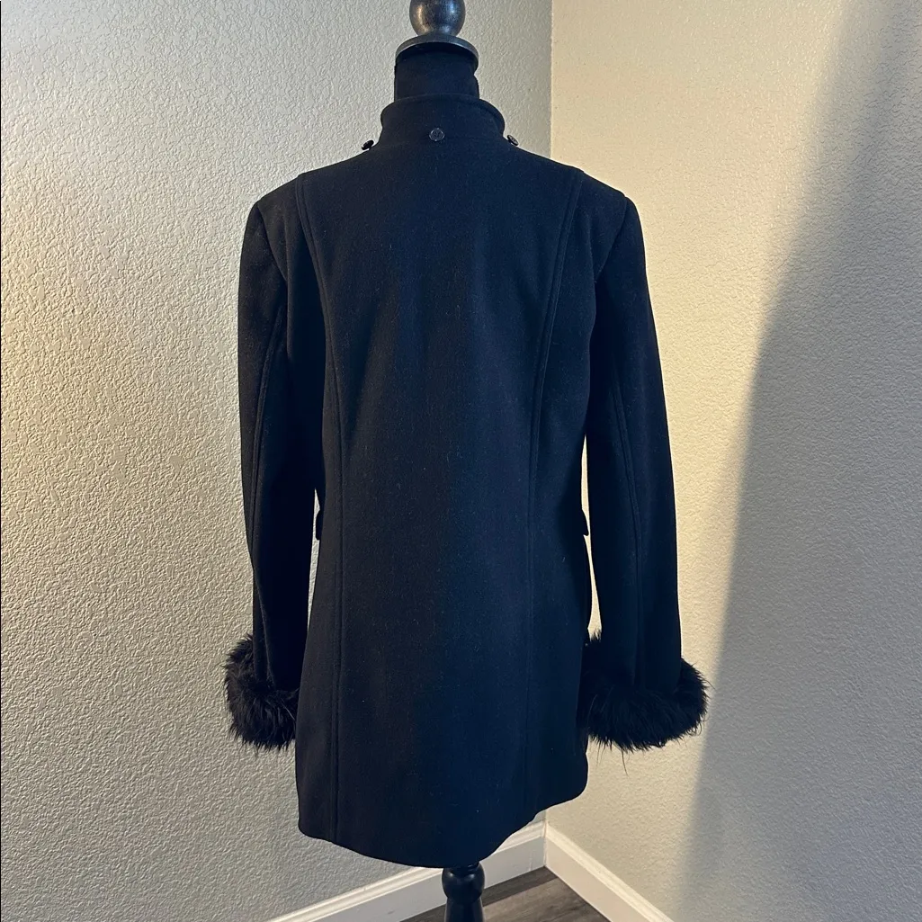 Express Black Wool Coat with Fur Cuffs - Image 6