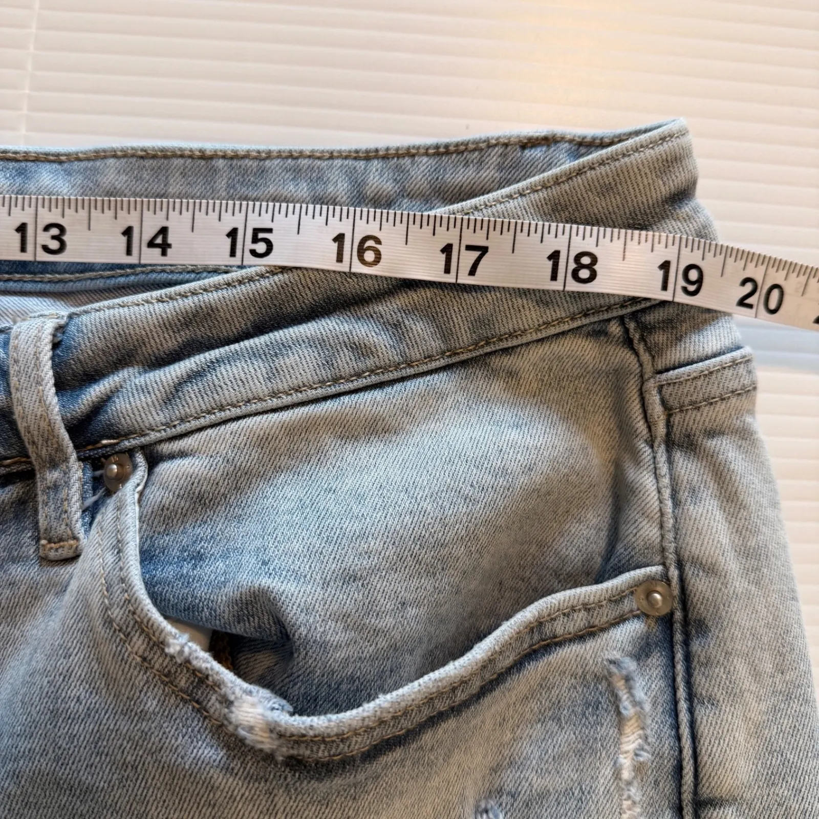 Mica Los Angeles Womens Wide Leg Distressed Light Wash Denim Jeans Size 20W blue - Image 6