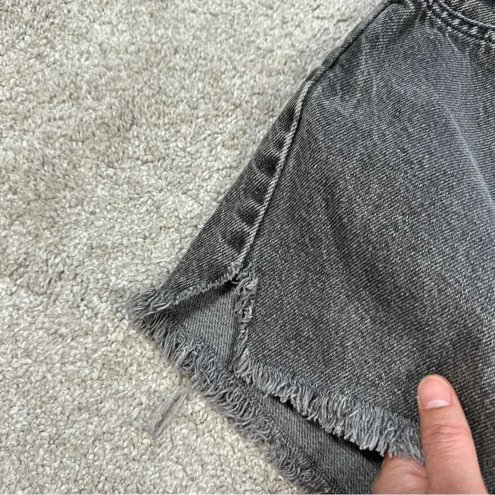 Levi’s Women’s Vintage Orange Tab Cut-Off High Rise Faded Black Shorts Jeans 9 - Image 9