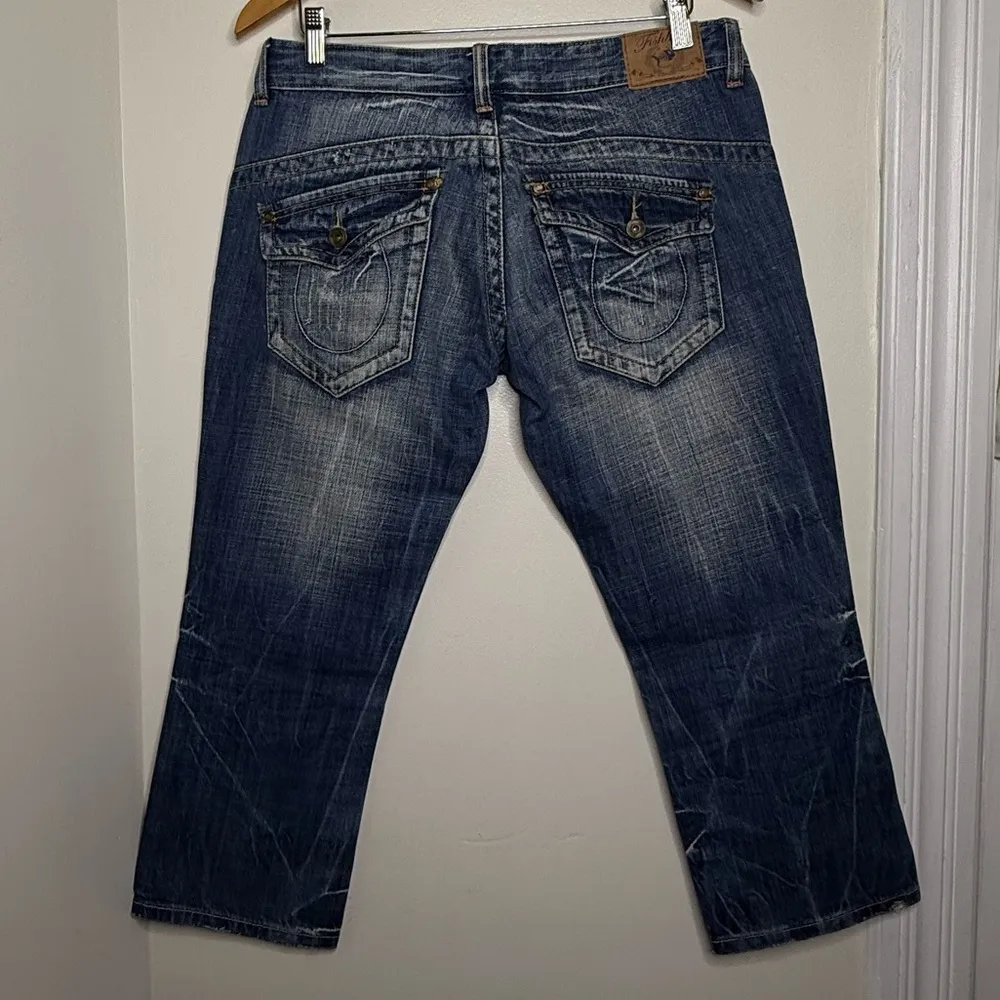 Fishbone New Yorker Denim Capri Jeans Women’s Size 31 Distressed Low Rise Blue - Image 6