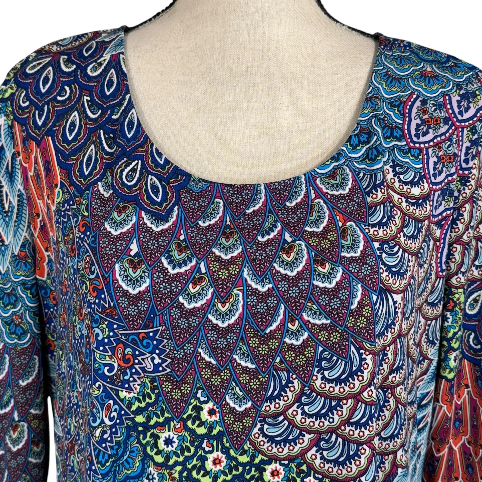 Roz & Ali X-Large A-Line Dress Geometric Stretch Long Bell Sleeves Knee Length - Image 2