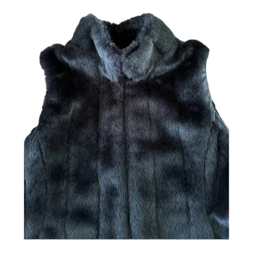 Banana Republic Faux Fur vest in steel gray size large - Image 4