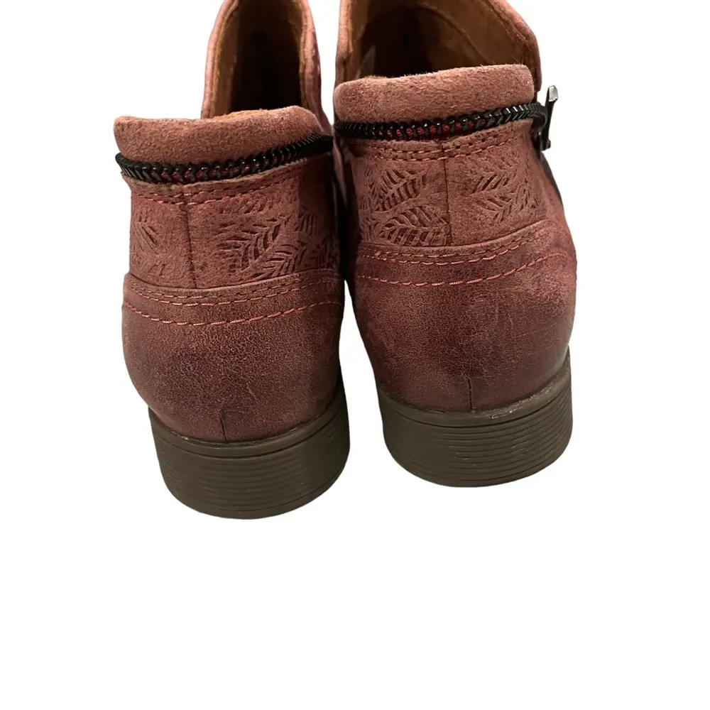 Cobb Hill Crosbie Red Leather Booties, Sz 6 - Image 10