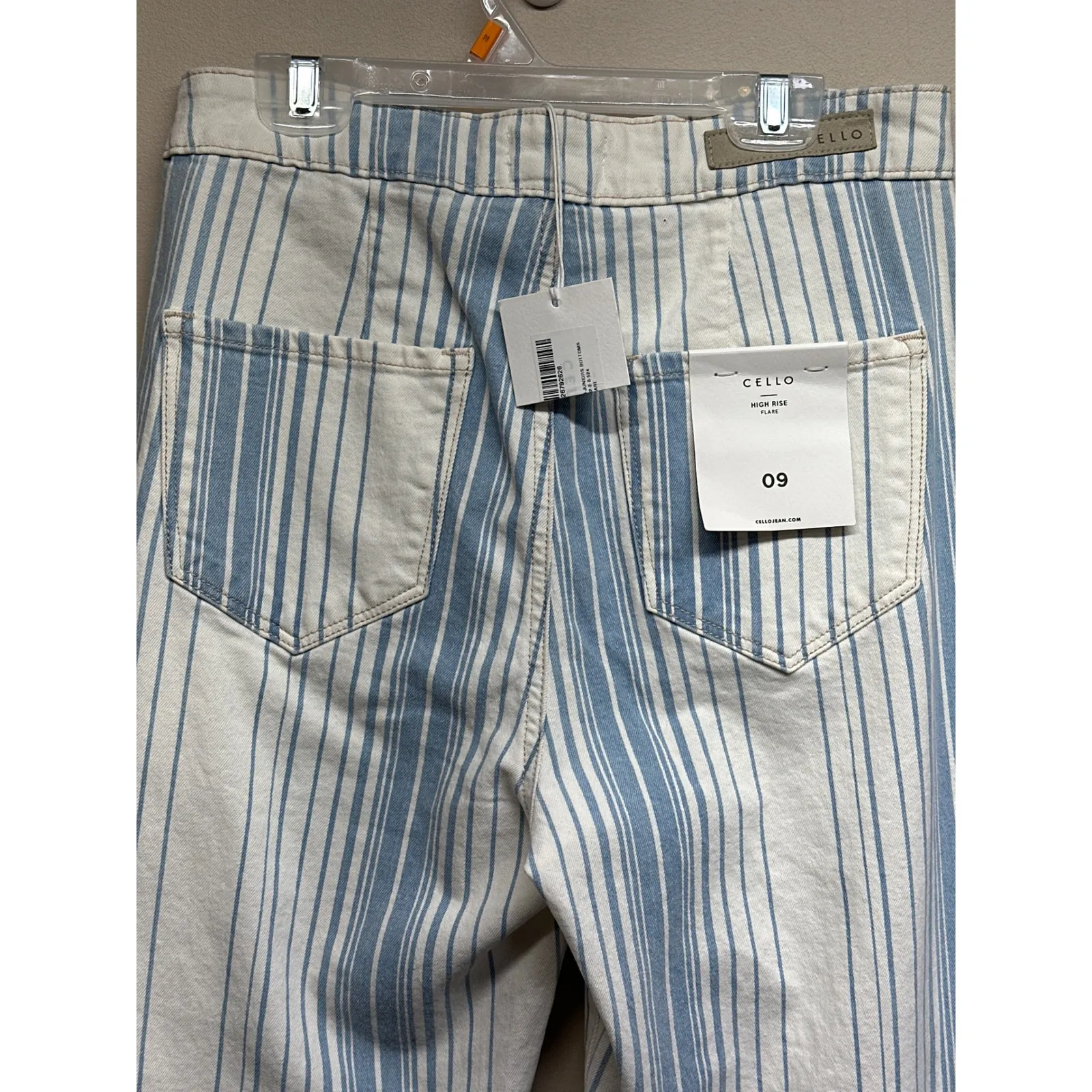 CELLO High Rise Flare Jeans Striped Light Wash Raw Hem Women's Size 09 - Image 5