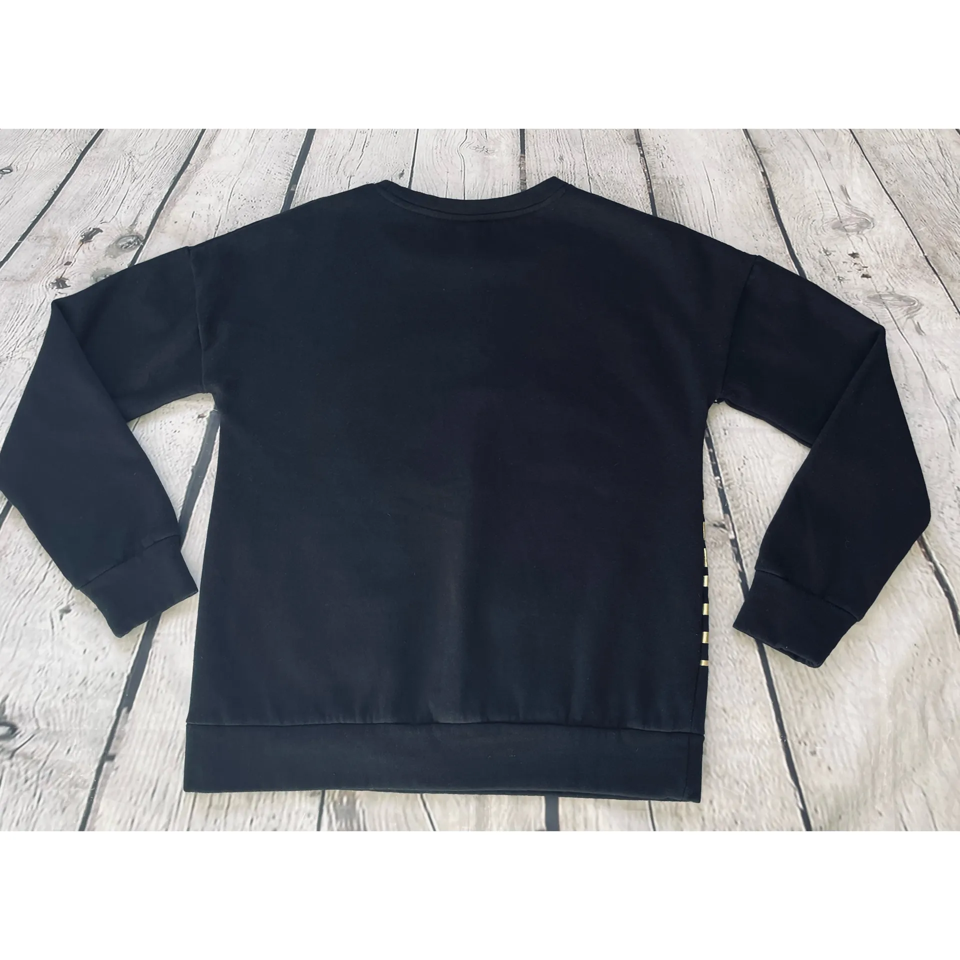 Fabletics Metallic Gold Snowshoe Pullover - Image 8