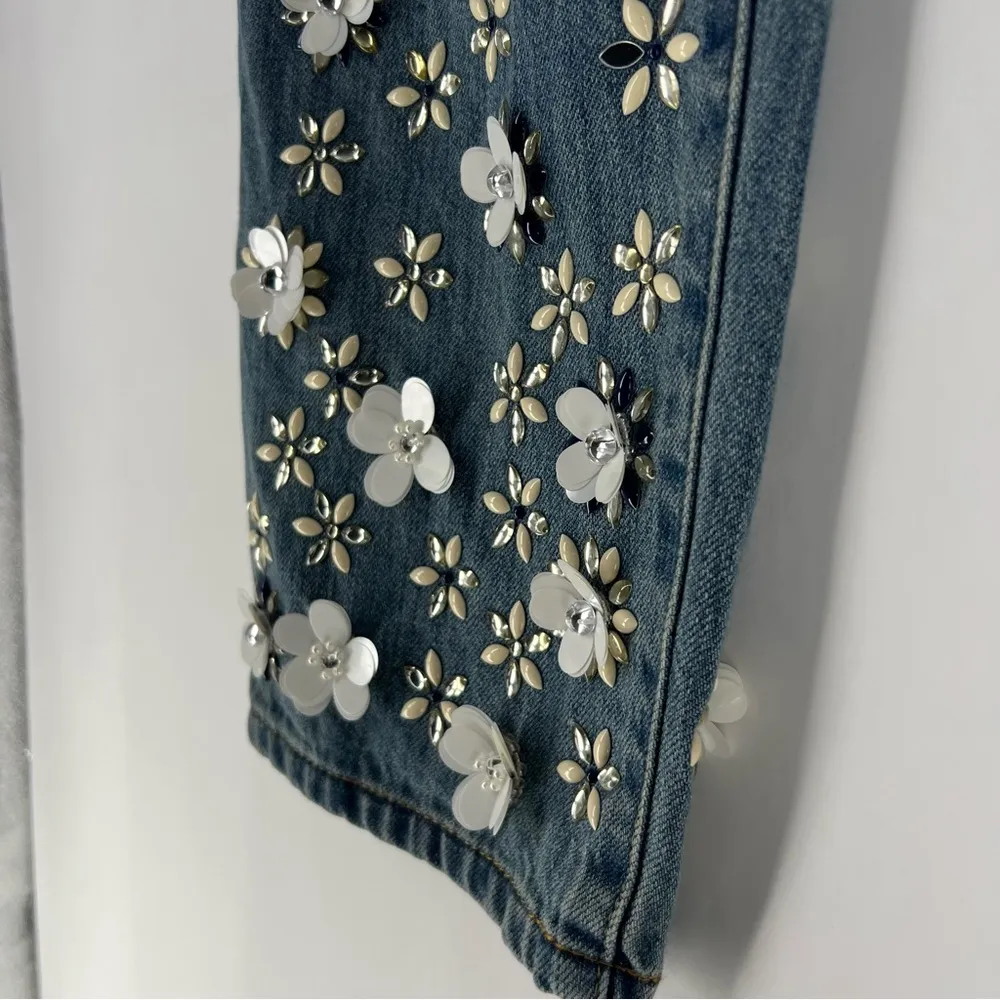 Michael Kors Light Wash Denim Embellished‎ Floral Sequined Jeans Cropped Cotton - Image 11