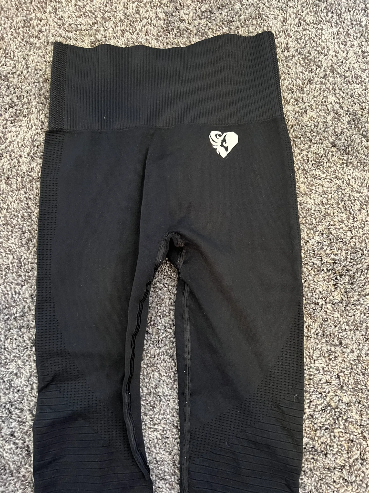 womens best Leggings - Image 2