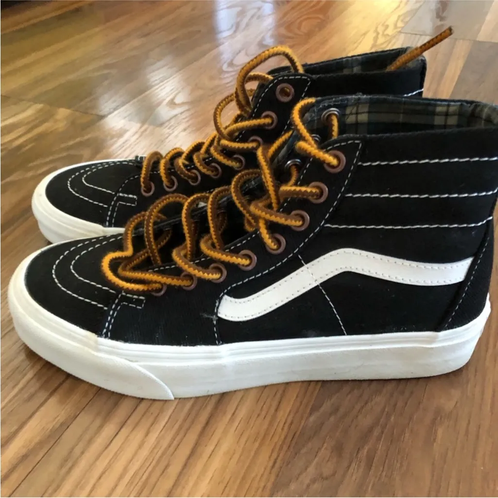 VANS sk8 hi Black and White High-Top Sneakers - Image 5