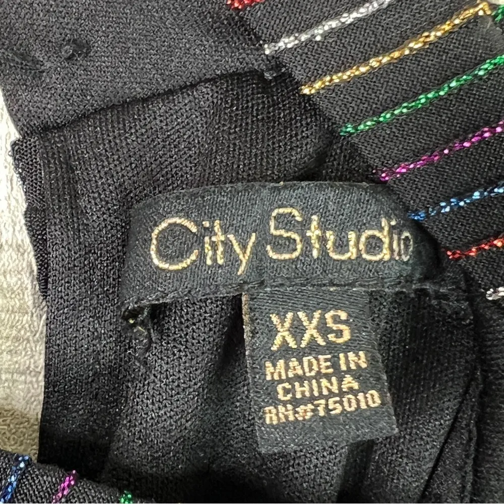 Flaw/City Studio XXS Metallic Pin Striped Black Sheath Dress Tulip Style Bottom - Image 8