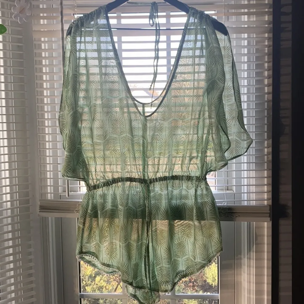 Francesca’s tropical leaf pom sheer swim romper, size medium - Image 8
