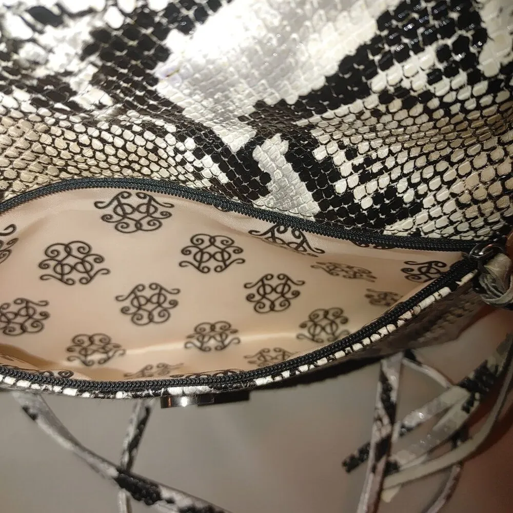 Jessica Simpson Snake White Black Print Clutch Purse With Shoulder Strap - Image 7