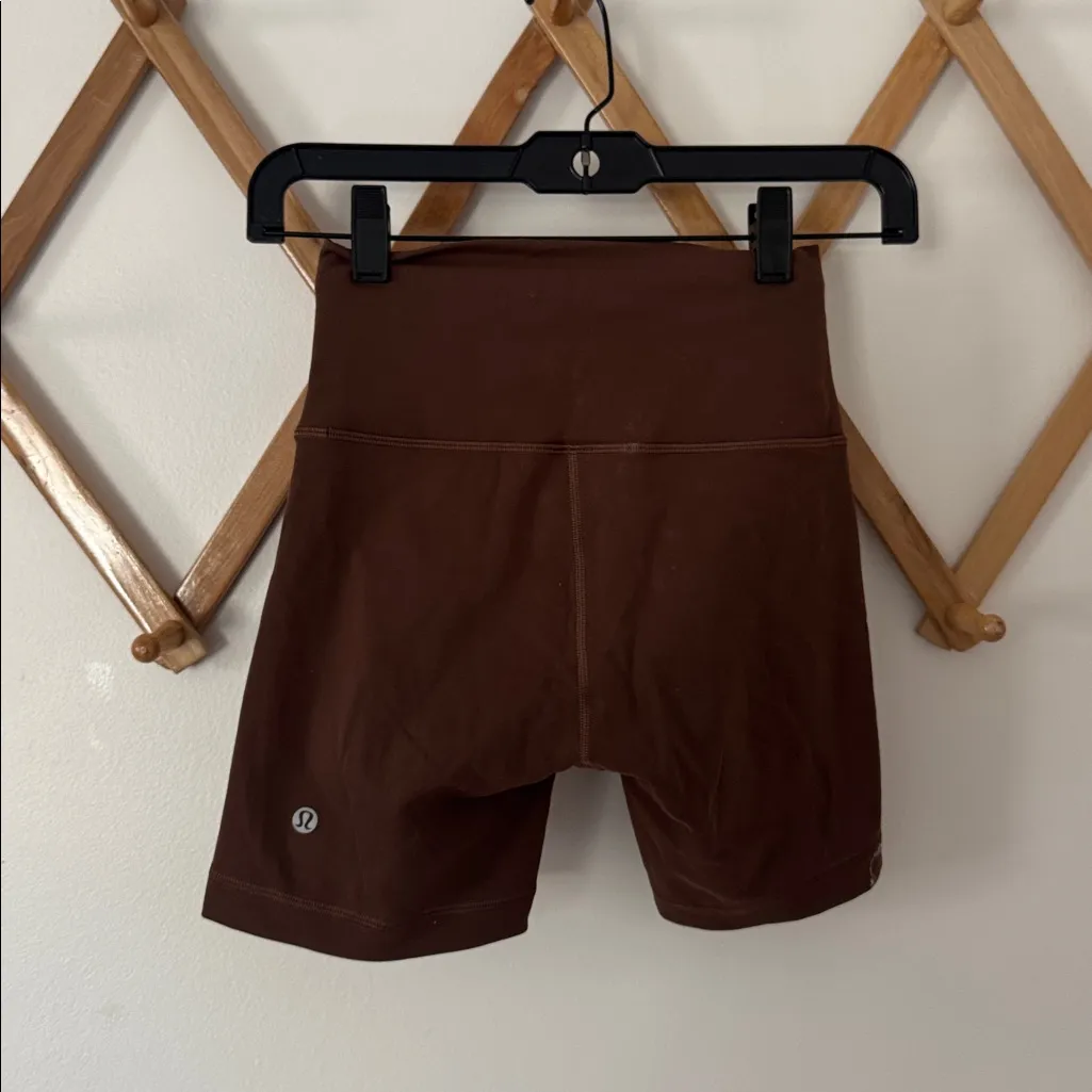 Lululemon Wunder Train Java Brown Biker Shorts Size 4 6” inseam - Image 3