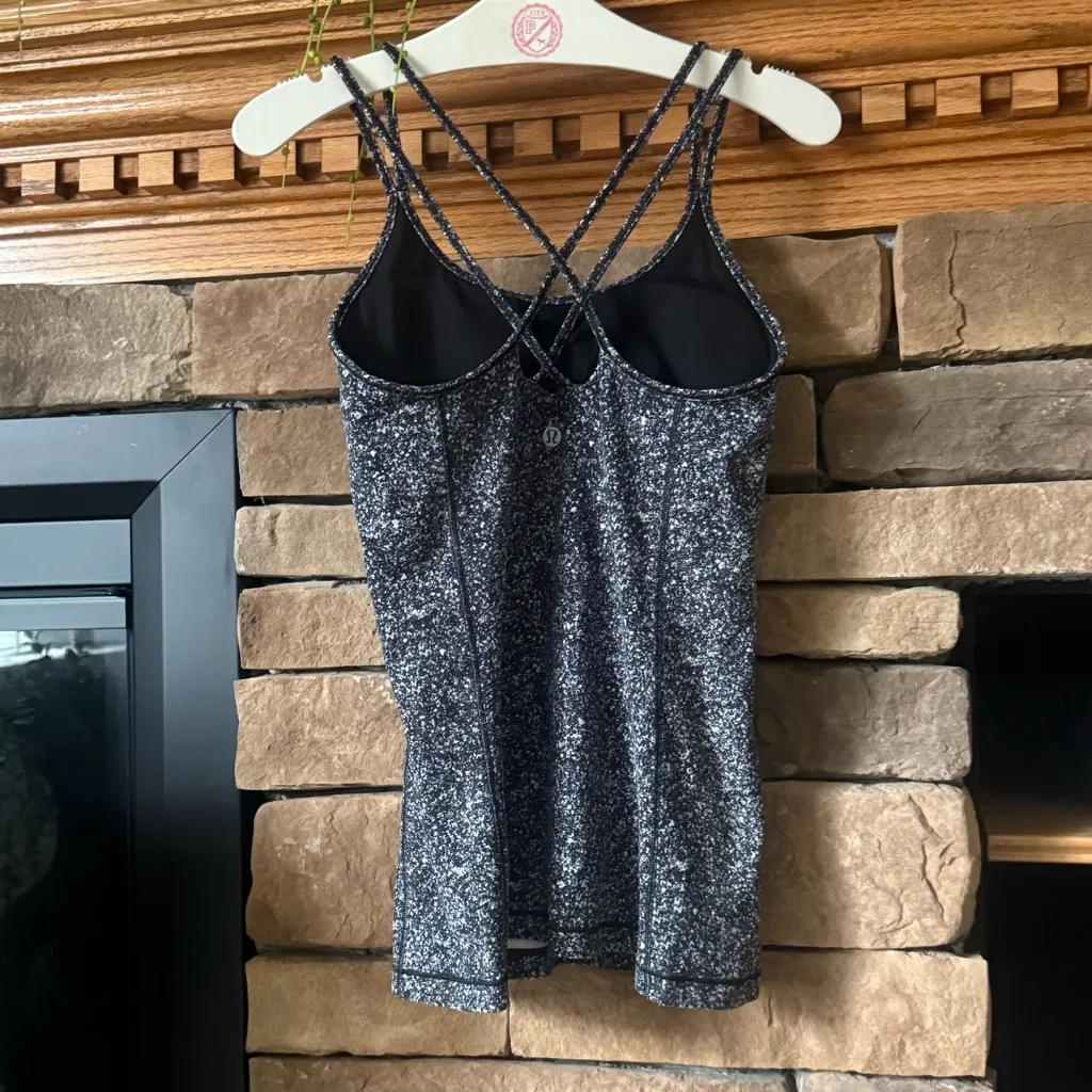Lululemon Free To Be Tank *Nulu in Diffuse Starlight Black - Image 4