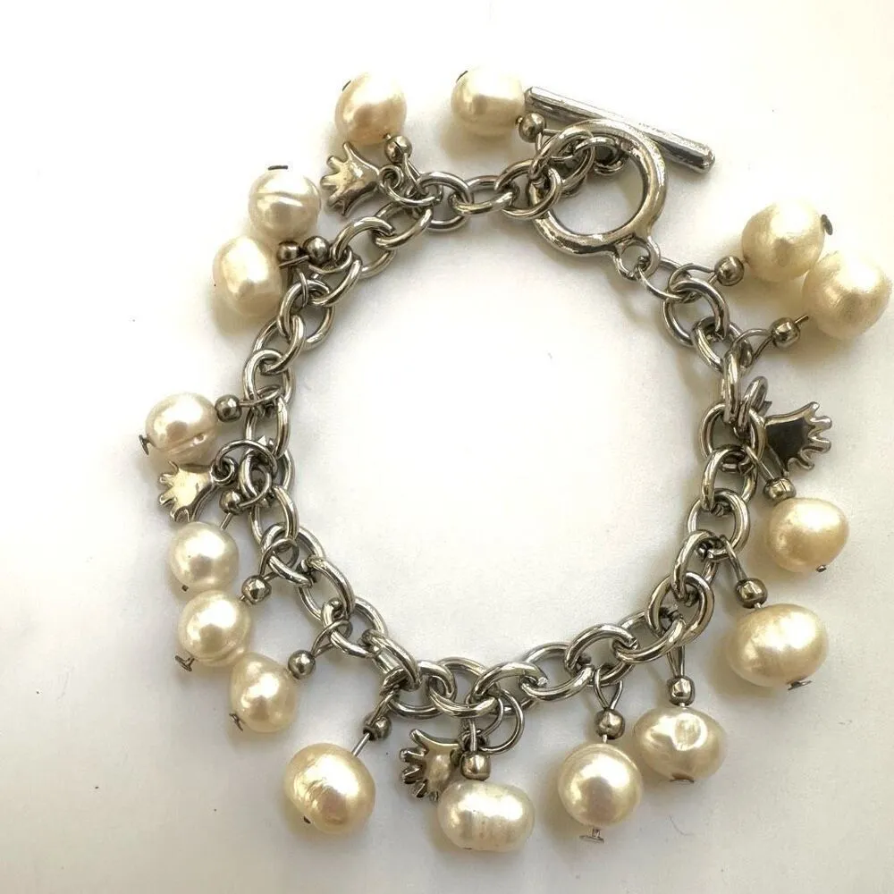 Silver tone fresh water pearl charm bracelet - Image 5