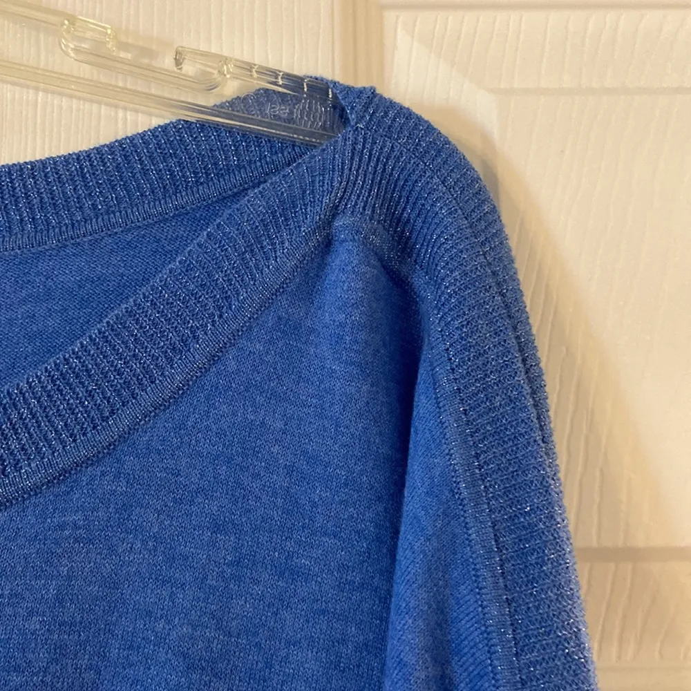 Lilly Pulitzer Shirt size L excellent condition color blue please see all photos - Image 3