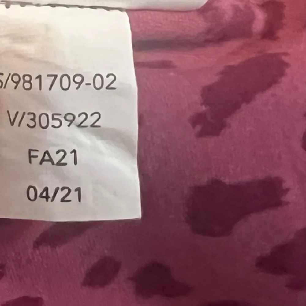 Athleta Salutation Stash Pocket II 7/8 Legging Dot Leopard Vintage Size Small - Image 12