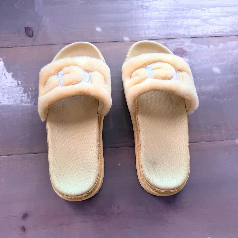 Ugg Yellow Laton Fur Slide Sz 9 - Image 2
