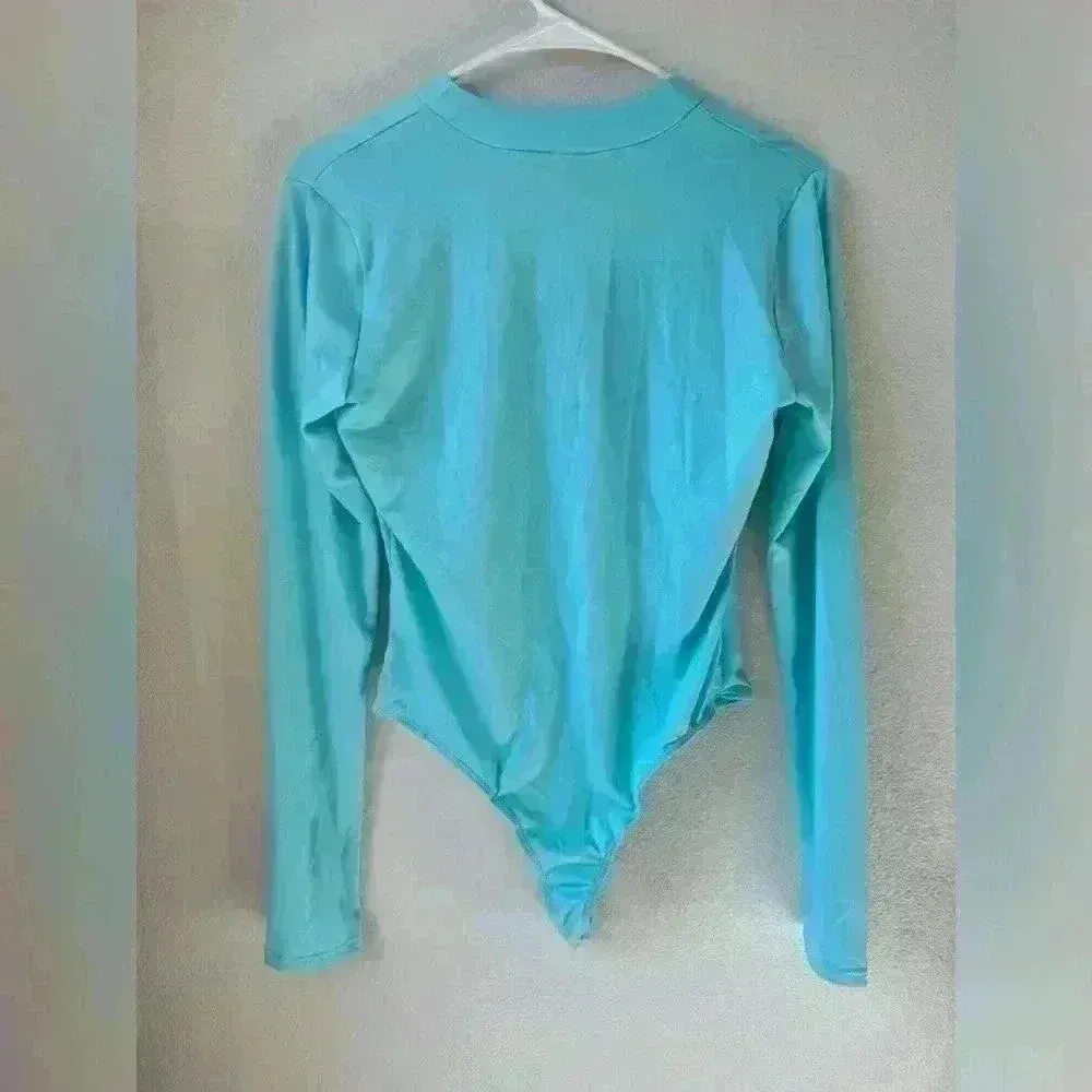 PrettyLittleThings Women’s Blue‎ Plunge Soft Feel Bodysuit Size L - Image 3