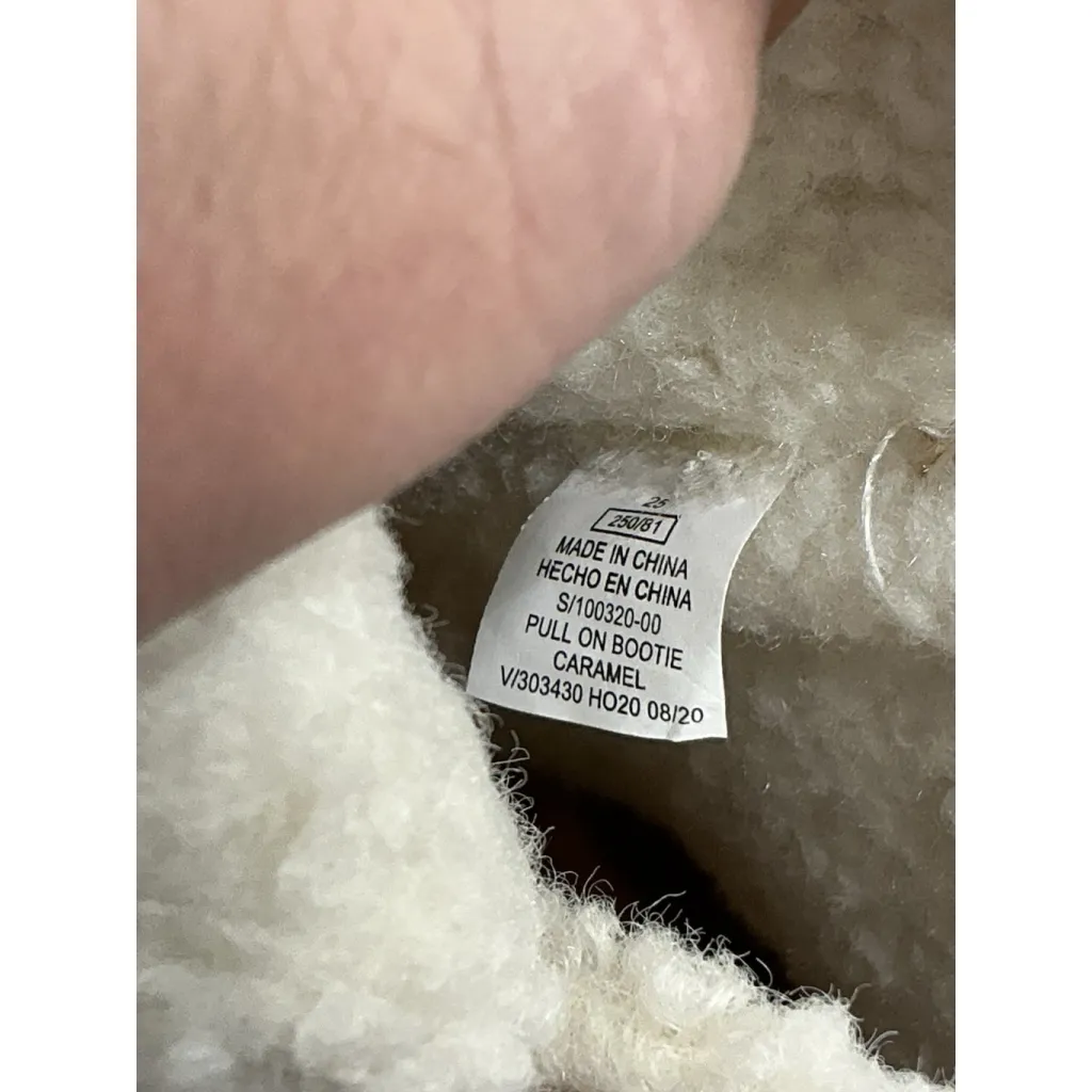 Womans Old Navy Pull On Ankle Boots 8 M Camel Lined Water Repellant - Image 7