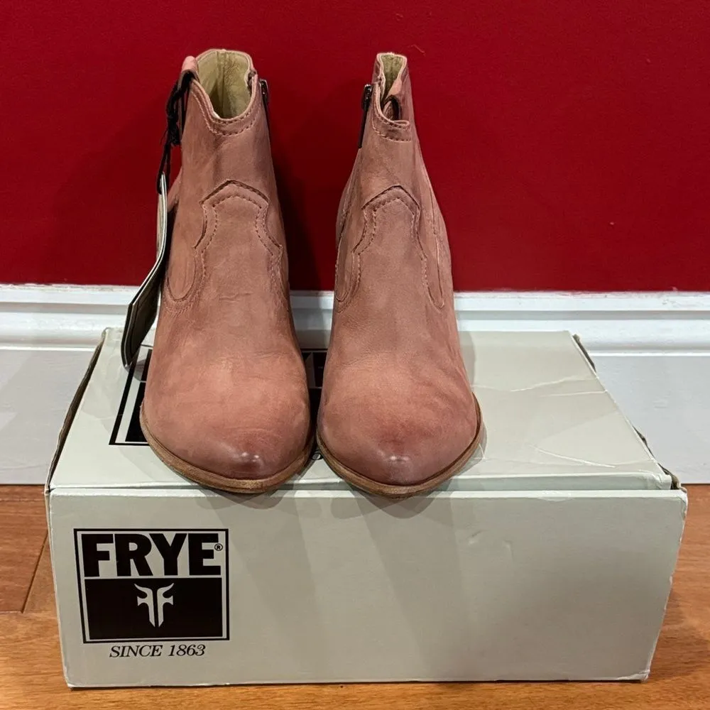 NWT Frye Women's Dusty Rose Reina Bootie Bufny Ankle Bootie size 7M - Image 2