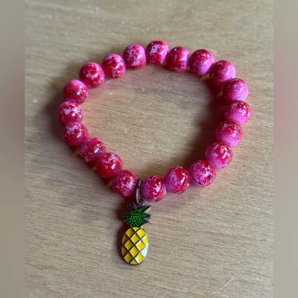 Pink Beaded Bracelet with Pineapple Charm Size 6 - Image 3