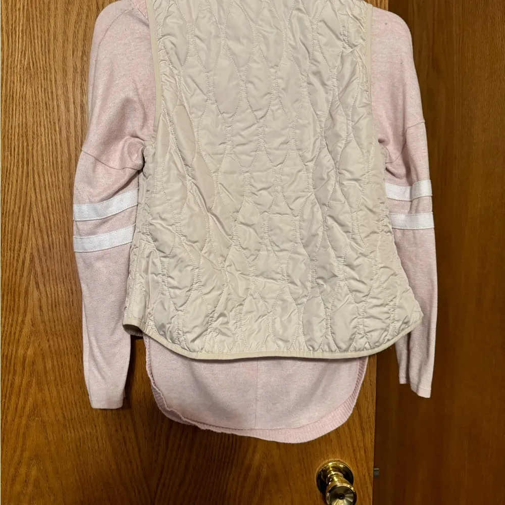 Old navy petite vest medium and medium pink long sleeve - Image 2