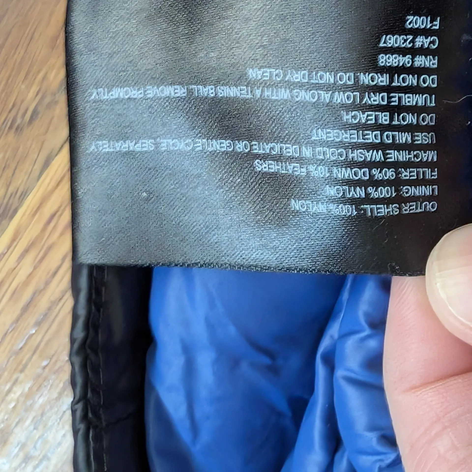 Bernardo Vest Womens Small Black Jacket Puffer Goose Down Quilted Outdoors Coat* - Image 4