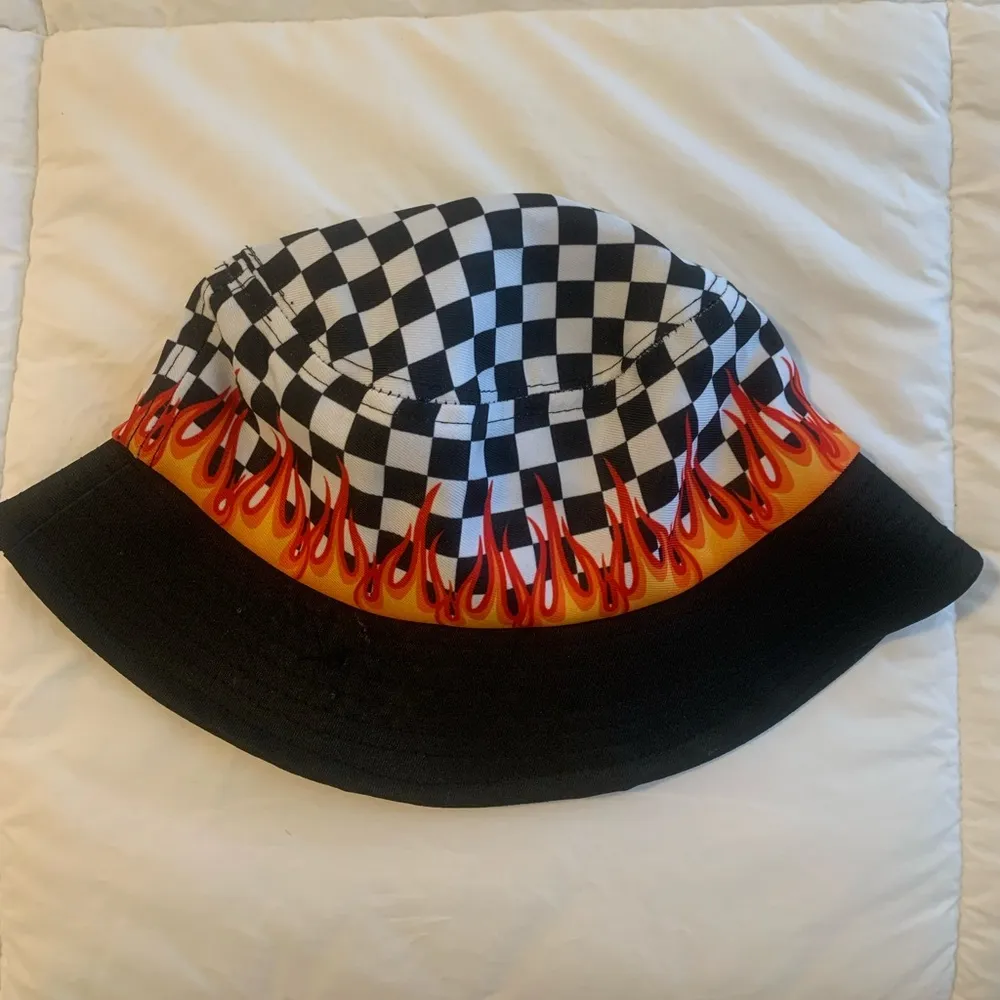 Bucket Hat Black - Image 2