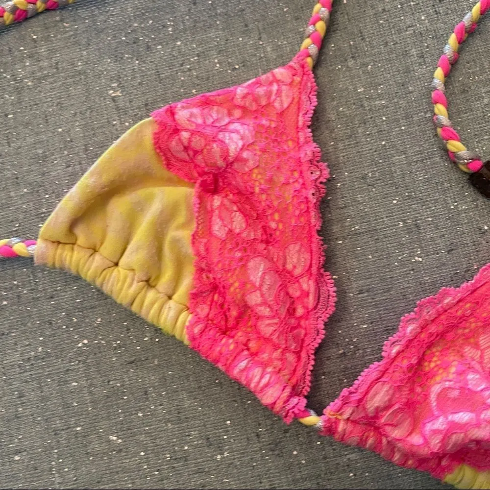 Beach Bunny Neon Bikini Top - Image 5