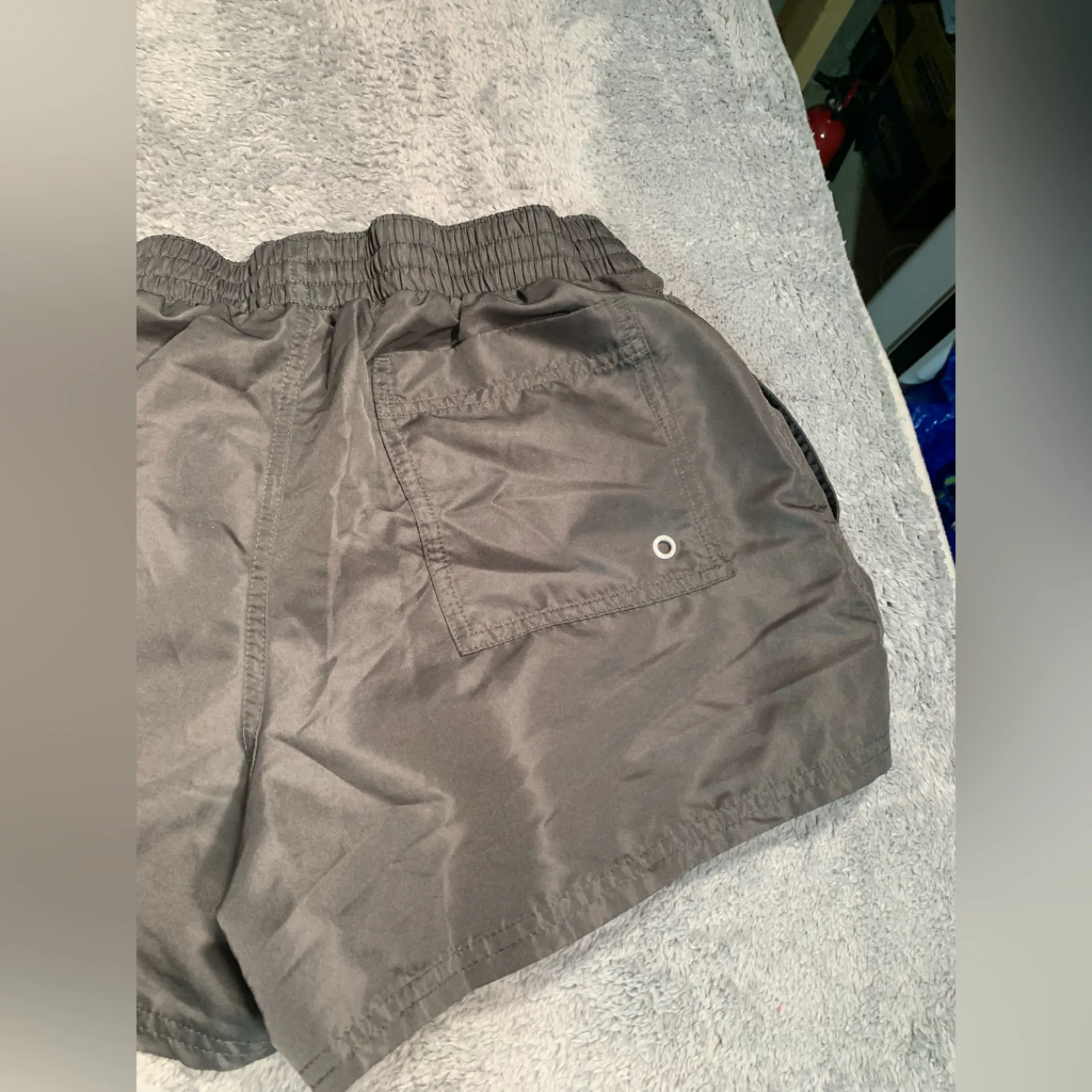 Nike athletic shorts medium gray - Image 9