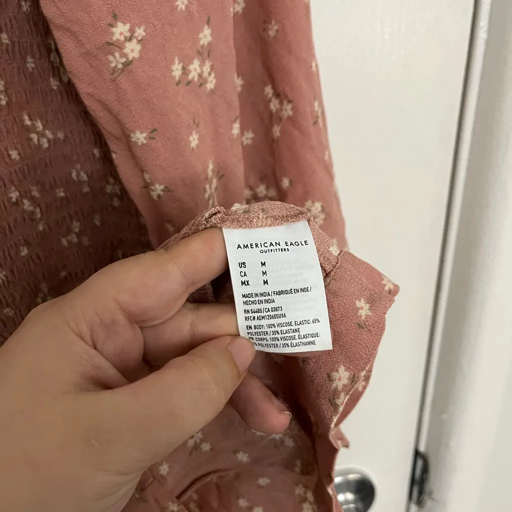 American Eagle  Floral Pink Romper - Image 6