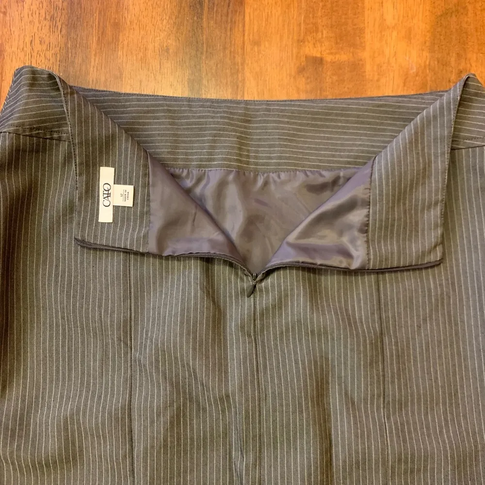 Cato Pencil Skirt 12 Gray White Pinstripe Mini Lined Back Zip Elegant Classic - Image 6