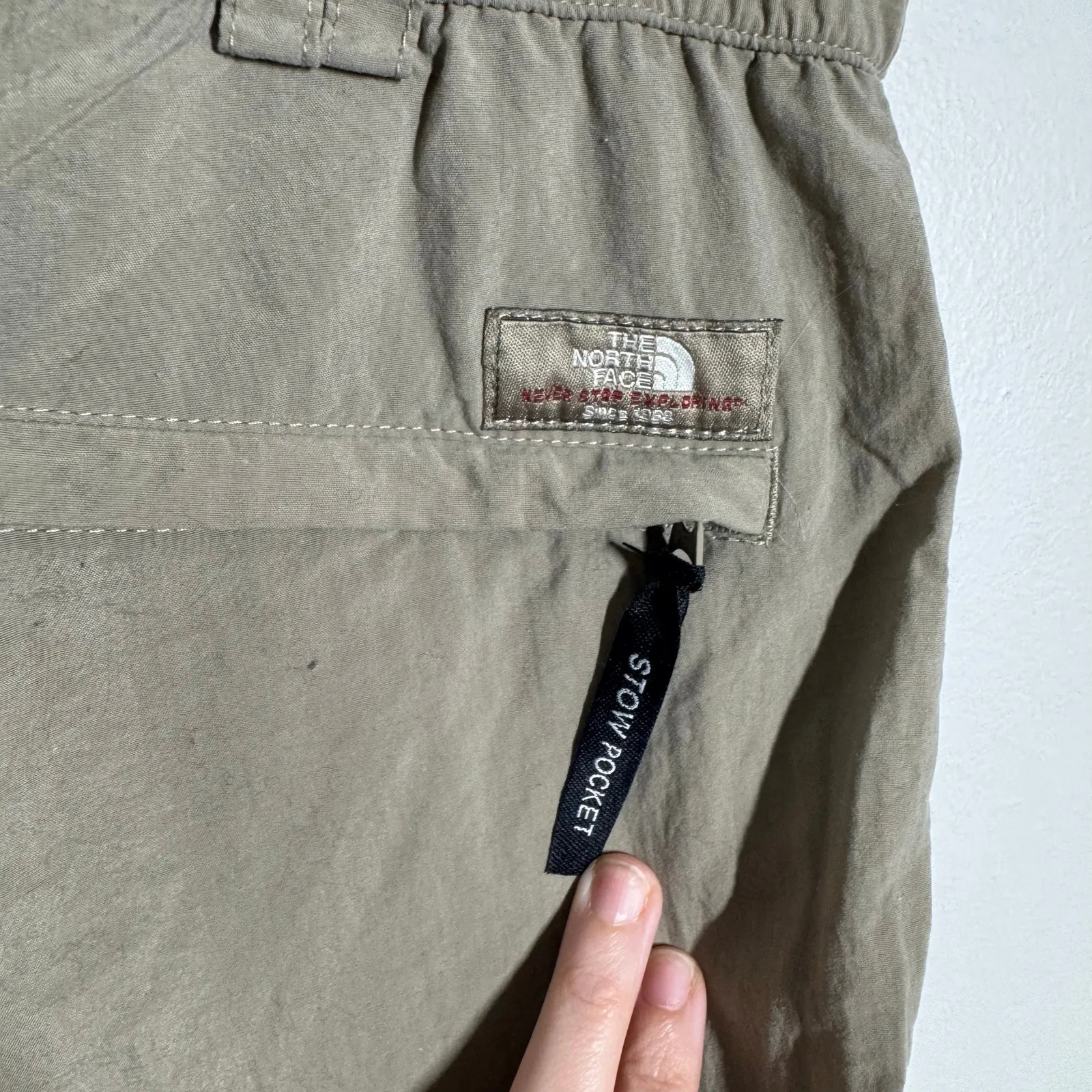 The North Face Trousers Women M Capri Cargo Cropped Hiking Walking Khaki Gorpcor - Image 8