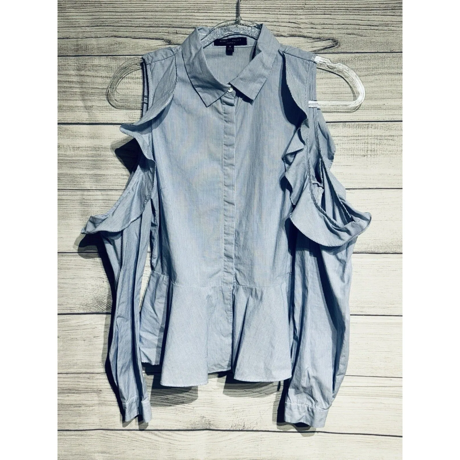 ROMEO & JULIET COUTURE  Blue & White Stripped Ruffle Button Up  BLOUSE Size M - Image 3
