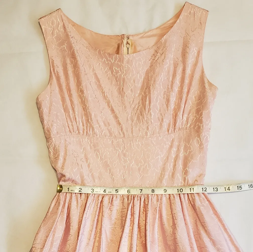 Vintage late 50s early 60s pink dress [see measurements for size] Size XS - Image 4