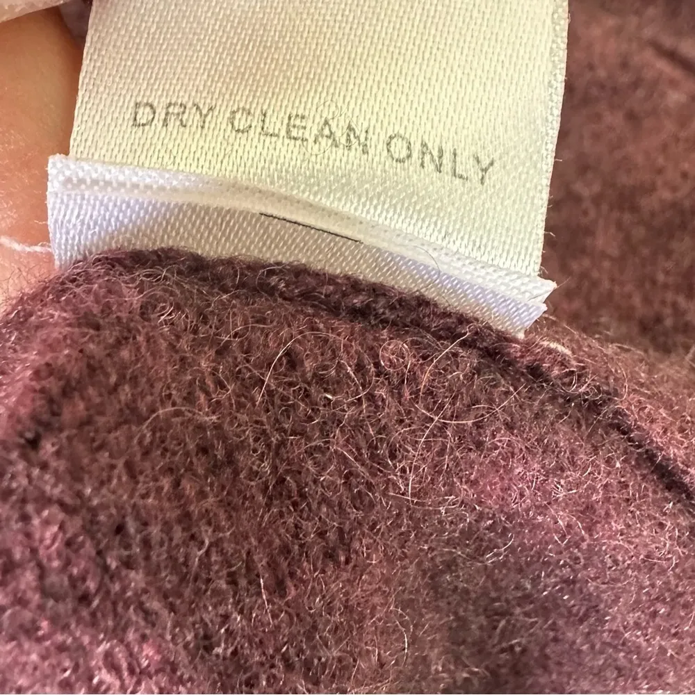 Central Park West  Cashmere Sweater Size S - Image 8