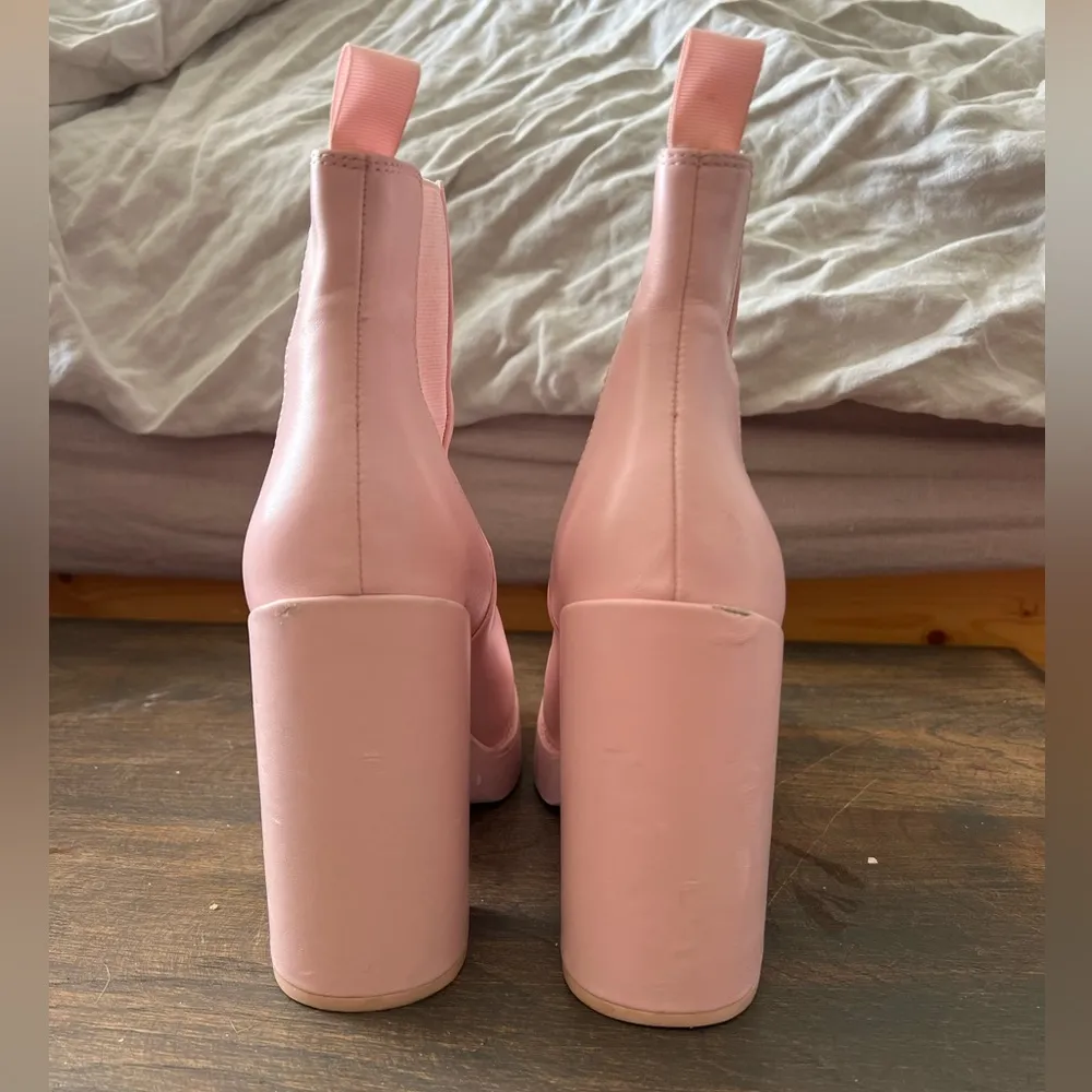 Steve Madden Pink Leather Triple platform Boots - Image 8