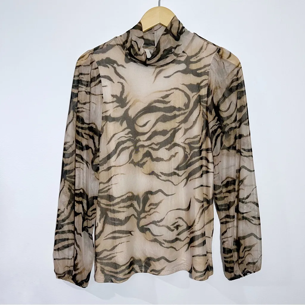 Chico's Tiger Print Mesh Top Drama Sleeves Neutral Size Small Chico's‎ Size 0 - Image 2