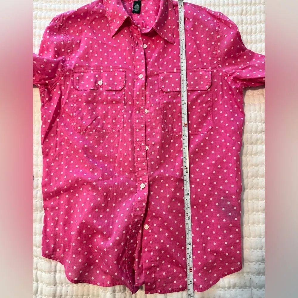 Lauren Ralph Lauren Pink Polka Dot Button Down Size Medium - Image 6