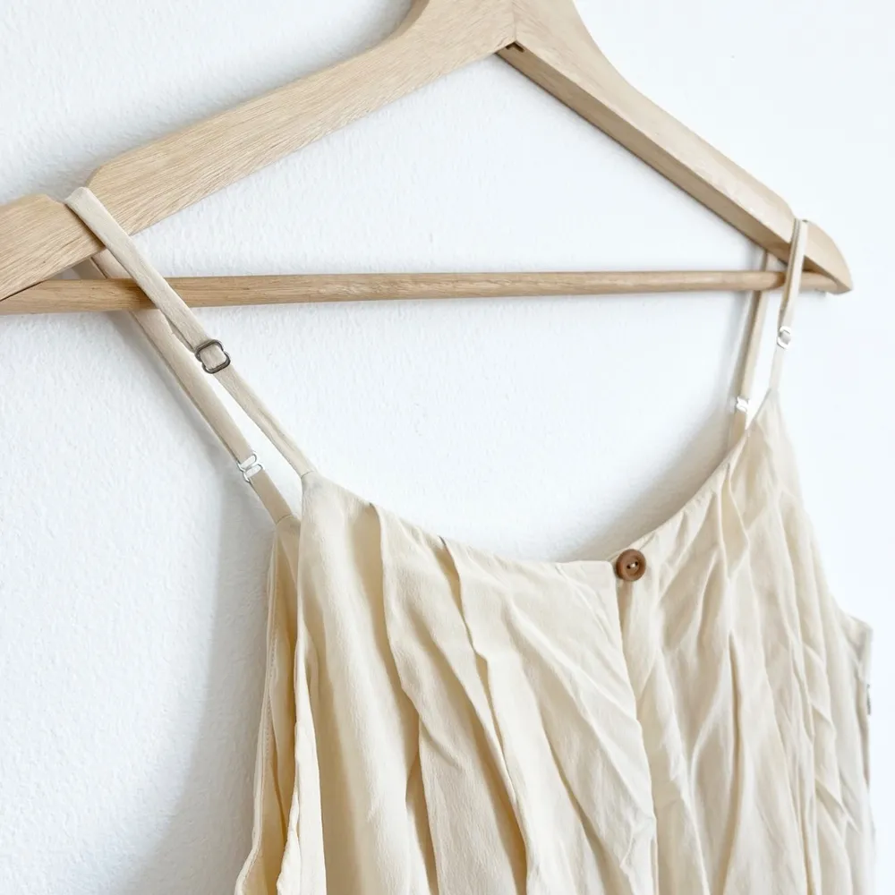 Dolce Vita Silk Cami Top and Linen Shorts With Pocket Jumpsuit Romper Size L - Image 3