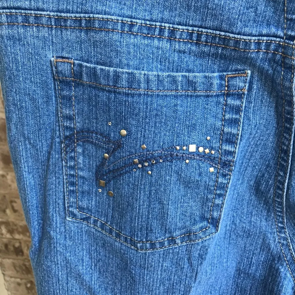 Gloria Vanderbilt Capri Jeans Size 8 Embellished - Image 5