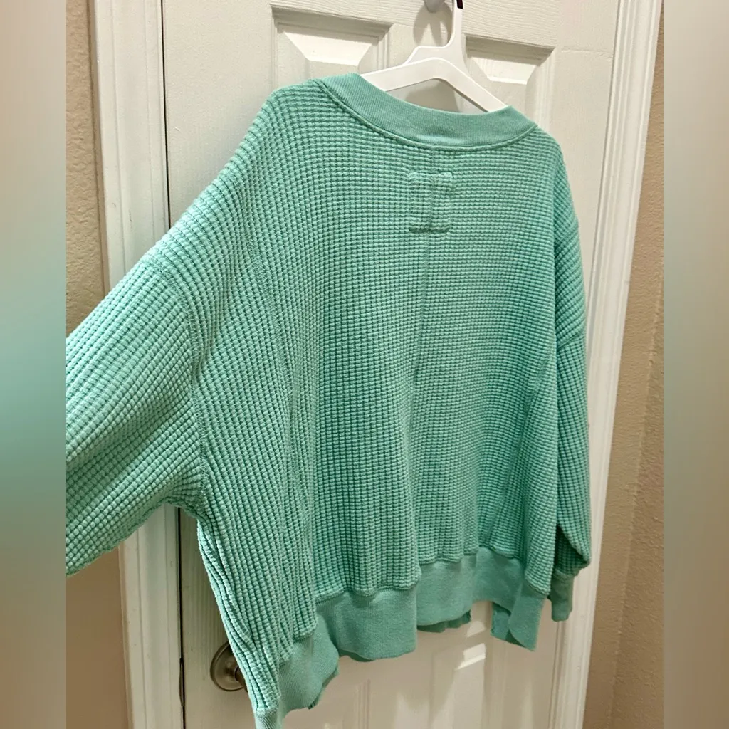 American Eagle AE Big Hug V-Neck Waffle Sweatshirt mint green oversized Medium - Image 11