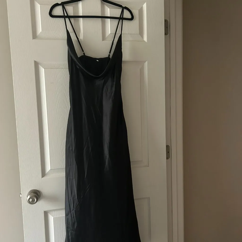 Women's Satin Maxi Slip Dress Size XS Black Cocktail Special Occasion Dress - Image 10